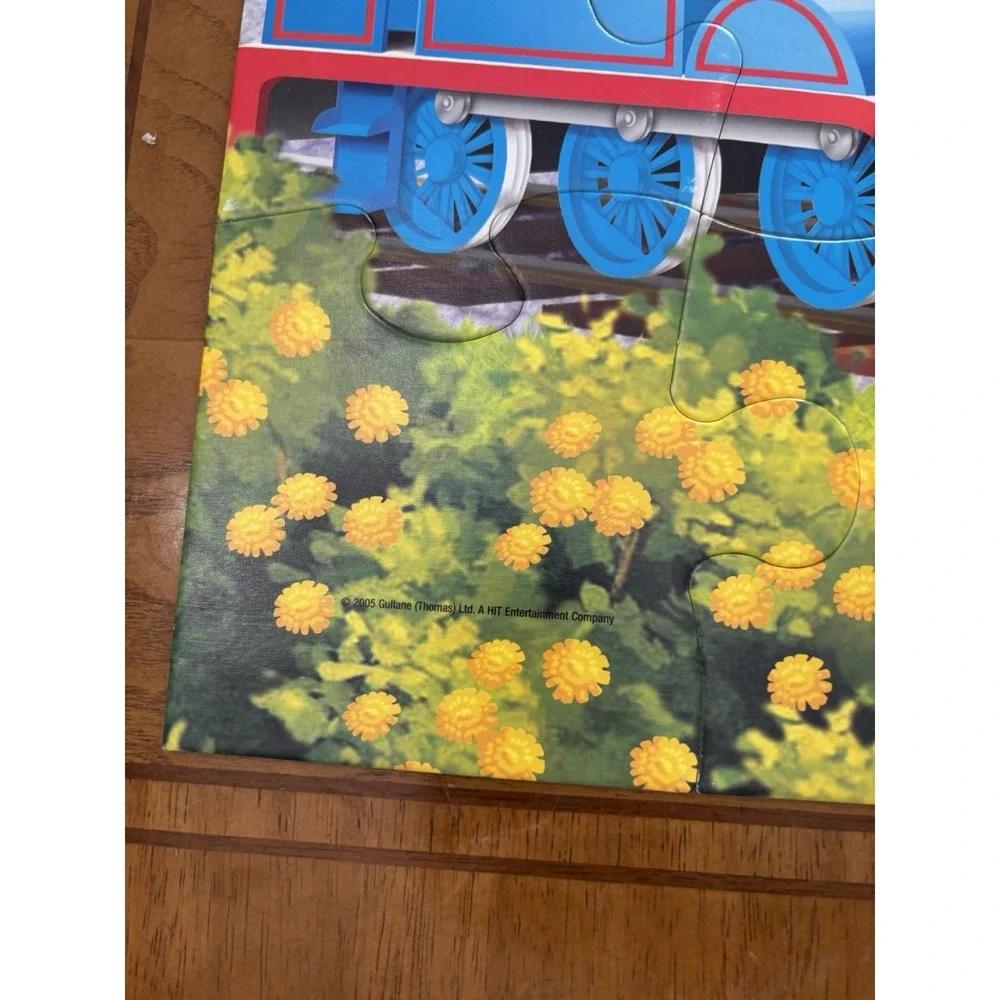 2005 Thomas And Friends Calling All Engines Sodor  Airport Floor Puzzle 24 Pc